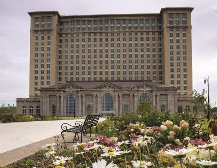 10 Things to Watch in 2024 in Metro Detroit Business 10 Things to Watch in 2024 in Metro Detroit Business