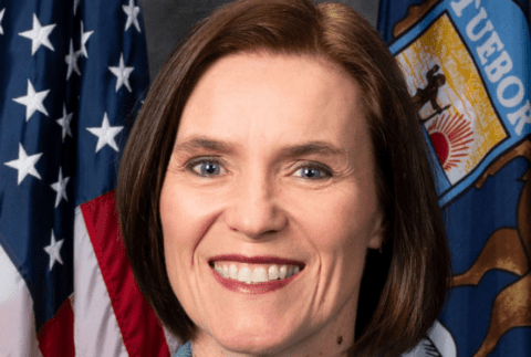 Winnie Brinks headshot